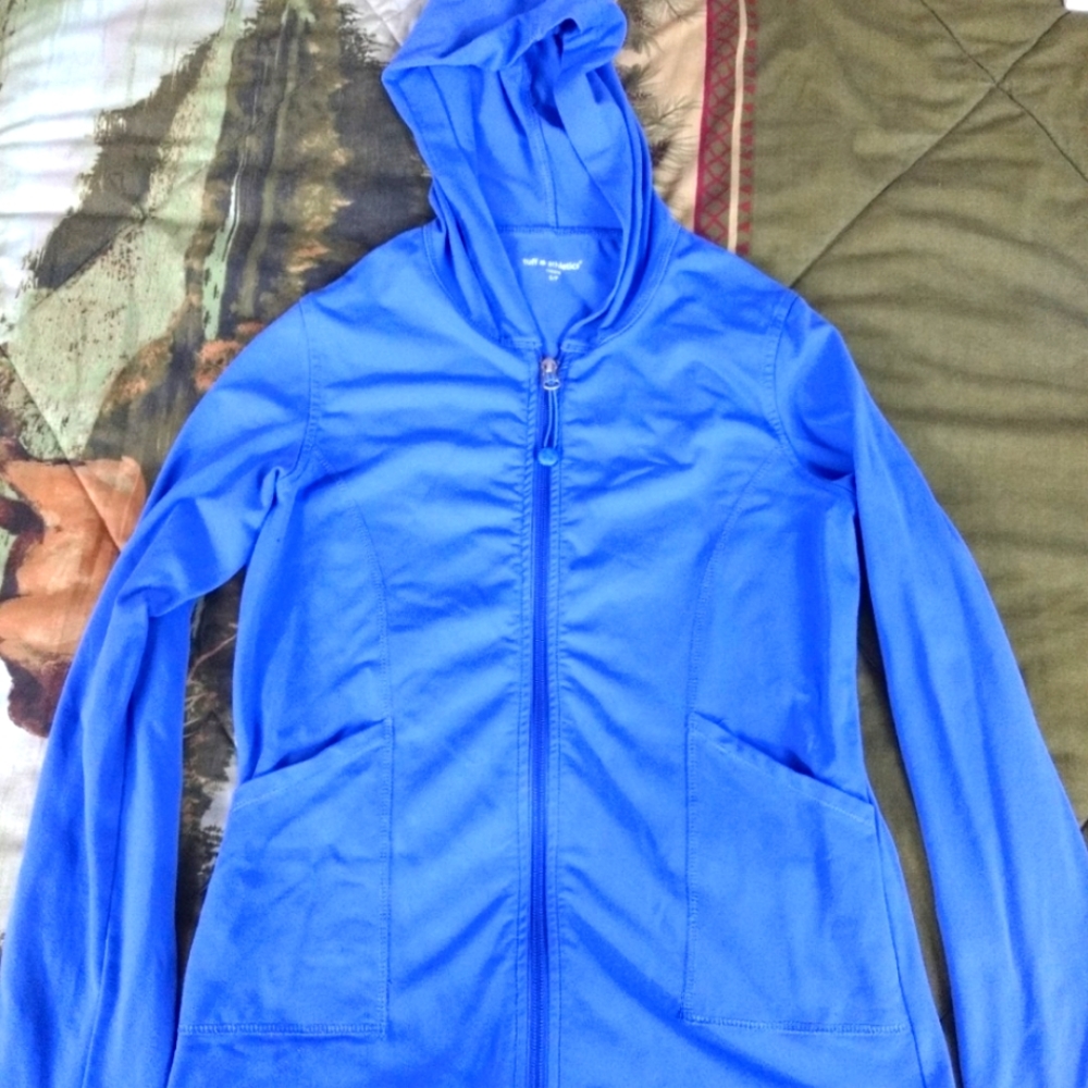 Fitness jacket size small. Tuff Athletics.